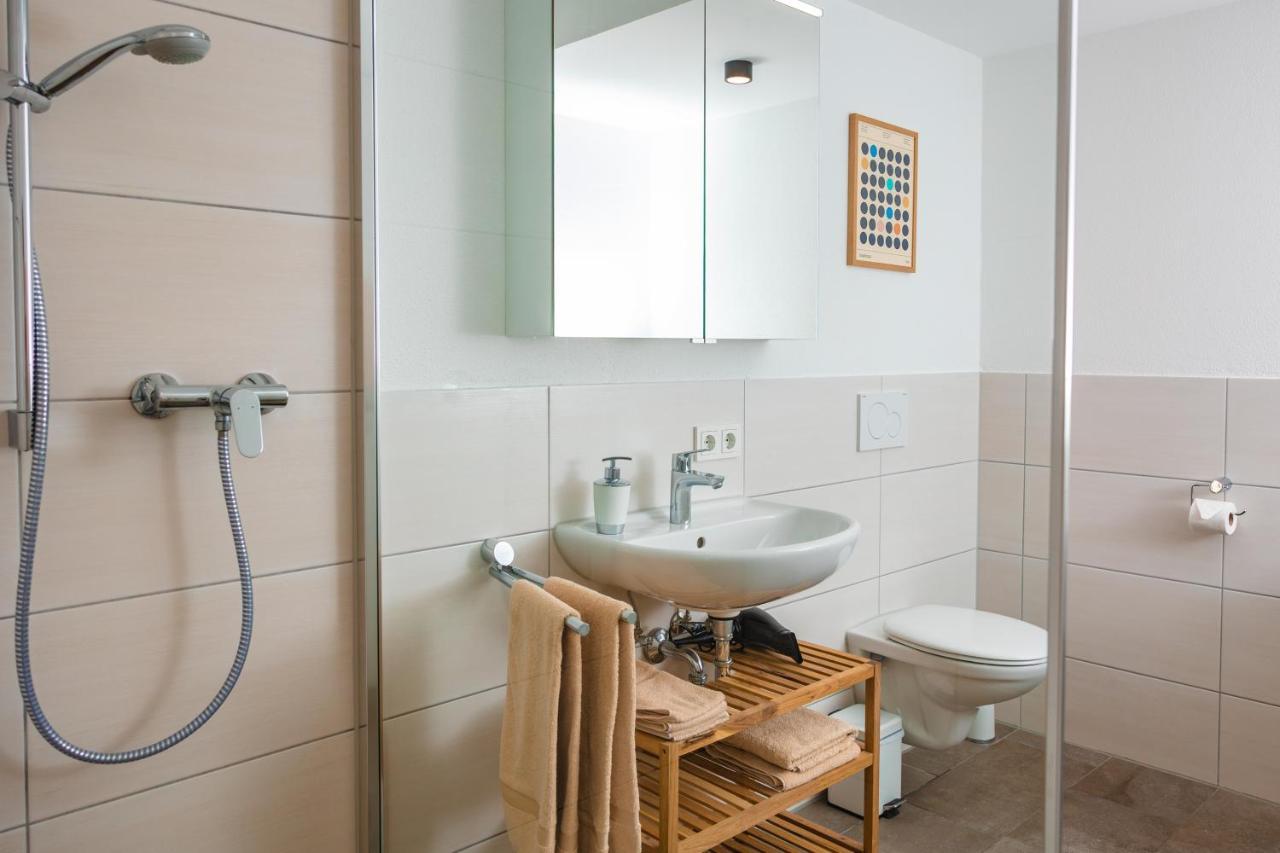 Ferienwohnung'Akazie' Mit Terrasse Auf Dem Bodanrueck Radolfzell am Bodensee Ngoại thất bức ảnh